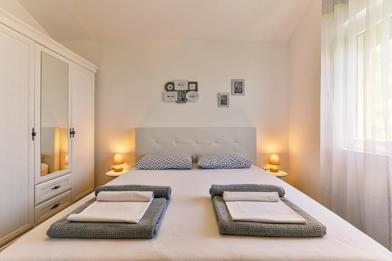 Apartmani Visum Свети-Стефан Экстерьер фото